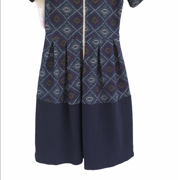 LULAROE size medium navy blue diamond print Amelia dress - Picture 3 of 10